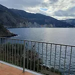 Villa Luxury Seafront Villas, Kefalonia, 100m & Center, 4 Stars Services, Parking - Near Myrtos - Fiskardo *