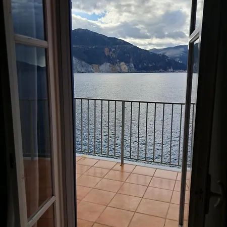 Luxury Seafront Villas, Kefalonia, 100m & Center, 4 Stars Services, Parking - Near Myrtos - Fiskardo וילה אסוס