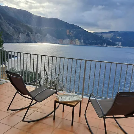 וילה Luxury Seafront Villas, Kefalonia, 100m & Center, 4 Stars Services, Parking - Near Myrtos - Fiskardo *