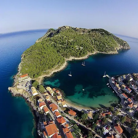Luxury Seafront Villas, Kefalonia, 100m & Center, 4 Stars Services, Parking - Near Myrtos - Fiskardo Villa *