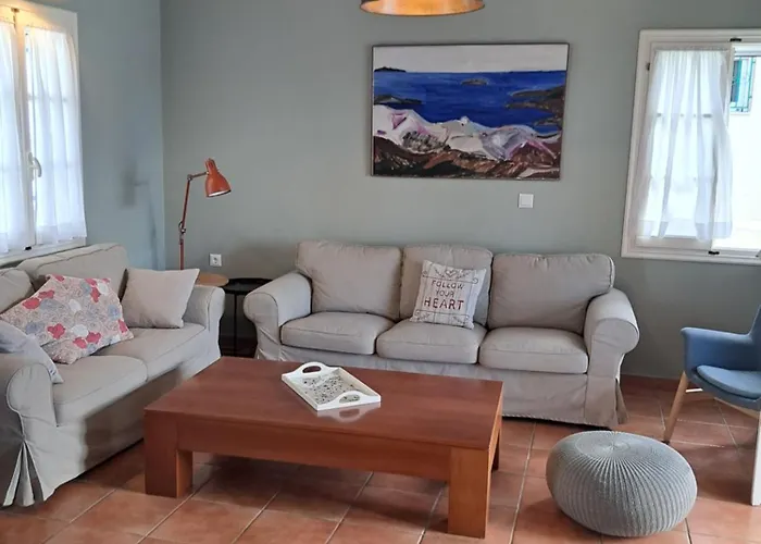 Villa Luxury Seafront Villas, Kefalonia, 100m & Center, 4 Stars Services, Parking - Near Myrtos - Fiskardo *