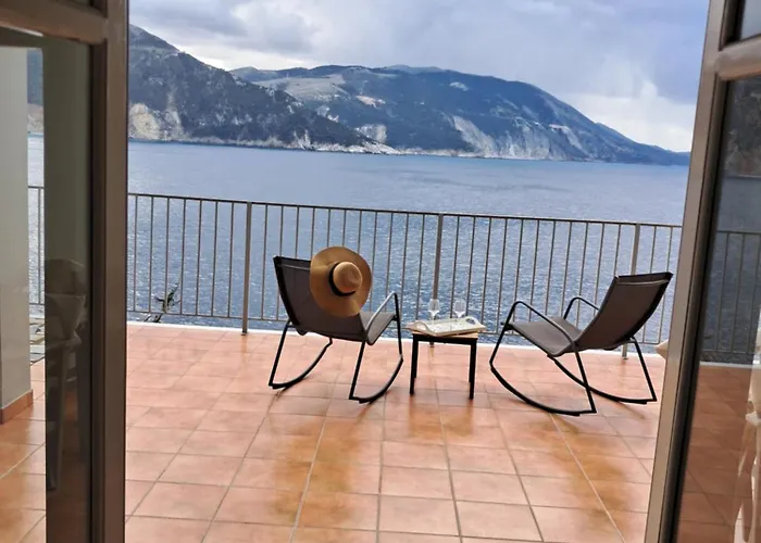 Luxury Seafront Villas, Kefalonia, 100m & Center, 4 Stars Services, Parking - Near Myrtos - Fiskardo Villa
