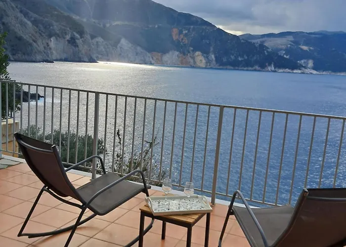 Villa Luxury Seafront Villas, Kefalonia, 100m & Center, 4 Stars Services, Parking - Near Myrtos - Fiskardo *