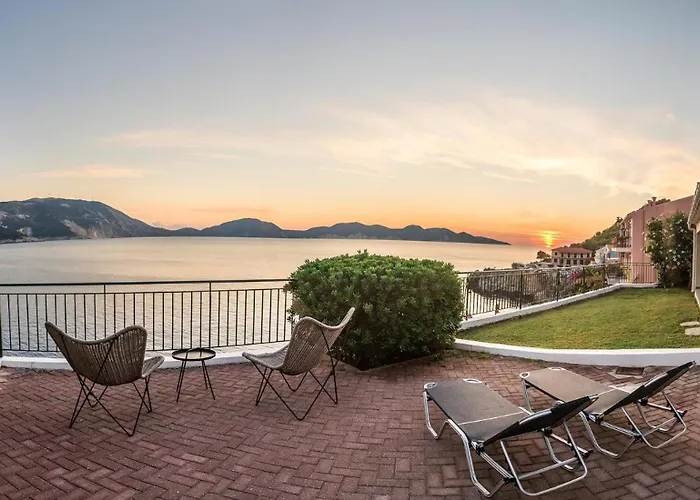 Villa Luxury Seafront Villas, Kefalonia, 100m & Center, 4 Stars Services, Parking - Near Myrtos - Fiskardo *