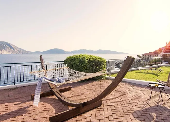Villa Luxury Seafront Villas, Kefalonia, 100m & Center, 4 Stars Services, Parking - Near Myrtos - Fiskardo *